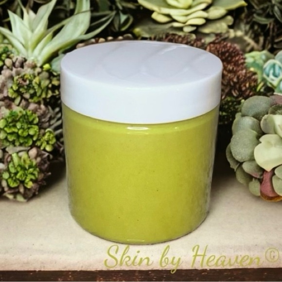 Turmeric face mask - Picture 1 of 3